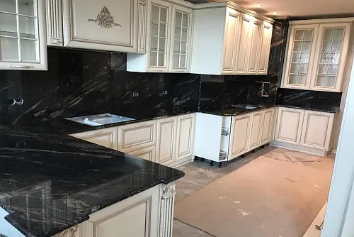 Столешница из гранита Magma Black