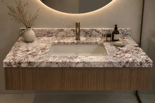 Столешница из мрамора Breccia Violetta